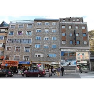 Apartamentos Cims Pas 3000 - apartamento