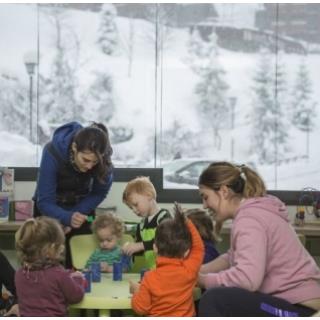 Crèche 1 jour (de 4 à 24 mois) - El Floquet - Cours en ANDORRA LA VELLA