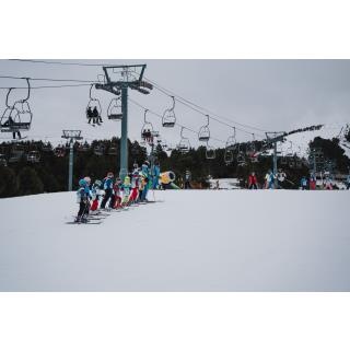 2 dias Forfait + 6 hrs Clases Colectivas + 2 dias Alquiler Material - Paquete Predefinido en ANDORRA LA VELLA