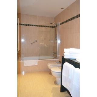 Andorra Pas de la Casa Alaska - baño2