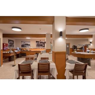 Hotel Encamp by Nexta - Accommodation in ENCAMP