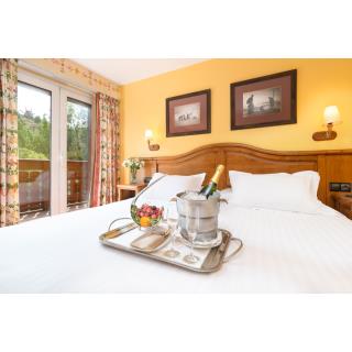 Ski Plaza Hotel & Wellness - Alojamiento en CANILLO