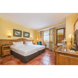 Ski Plaza Hotel & Wellness - Alojamiento en CANILLO