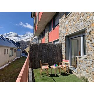 Apartamentos Araco 3000 - Accommodation in PAS DE LA CASA
