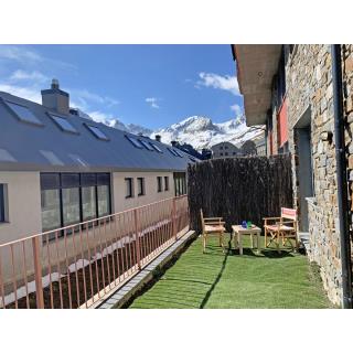 Apartamentos Araco 3000 - Accommodation in PAS DE LA CASA