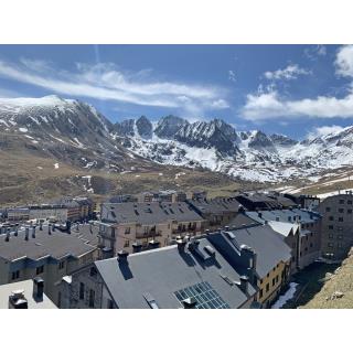 Apartamentos Araco 3000 - Accommodation in PAS DE LA CASA