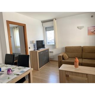 Apartamentos Araco 3000 - Accommodation in PAS DE LA CASA