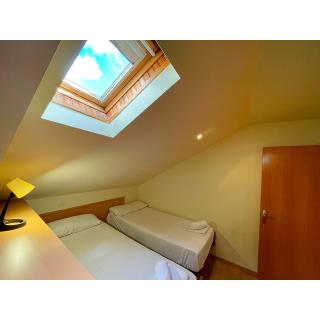 Apartamentos Pantebre 3000 - Accommodation in PAS DE LA CASA