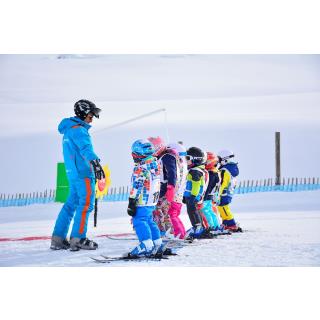 Clases colectivas infantiles 2 días - Esquí - Medio día - De 6 a 11 años - Clases en ANDORRA LA VELLA