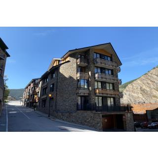 Apartamentos Canillo Ribagrossa 3000 - Allotjament en CANILLO