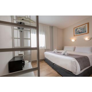 Hotel Camel·lot by Nexta - Accommodation in PAS DE LA CASA