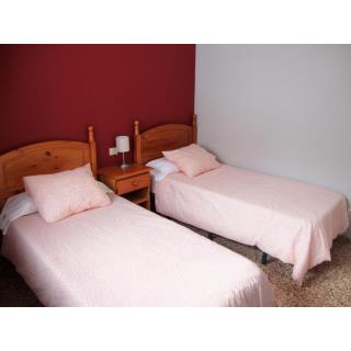 Apartamentos Arinsal 3000 - Accommodation in ARINSAL