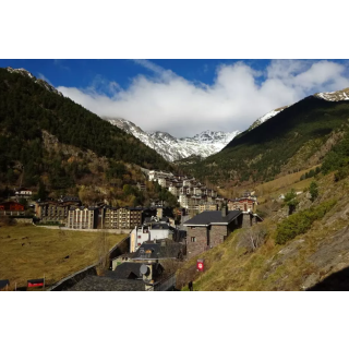 Apartamentos Arinsal 3000 - Accommodation in ARINSAL