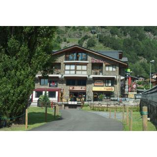 Apartamentos Sant Moritz - Accommodation in ARINSAL