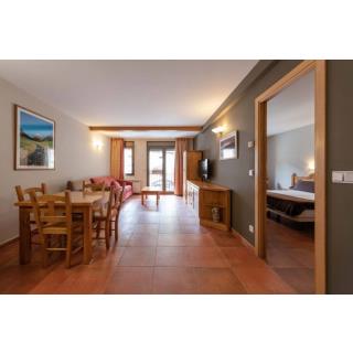 Apartamentos Sant Moritz - Accommodation in ARINSAL