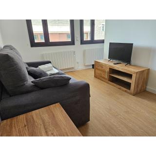 Apartamentos La Solana Deluxe 3000 - Accommodation in PAS DE LA CASA