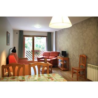 Apartamentos Vista Arinsal - Accommodation in ARINSAL
