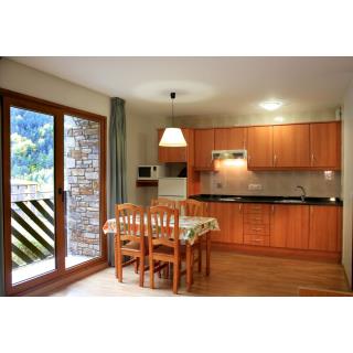 Apartamentos Vista Arinsal - Accommodation in ARINSAL