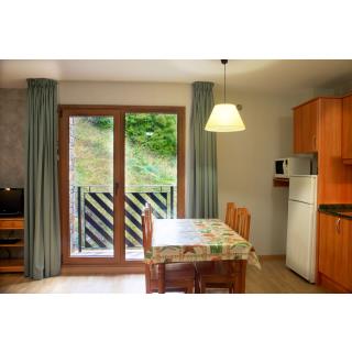 Apartamentos Vista Arinsal - Accommodation in ARINSAL