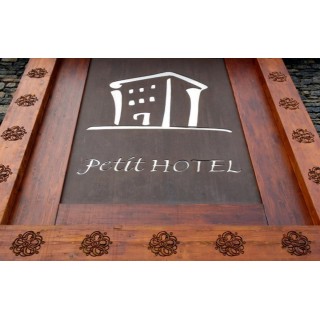 Petit Hotel - Accommodation in PAS DE LA CASA