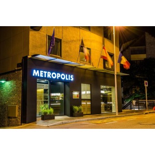 Hotel Metropolis - Alojamiento en ESCALDES-ENGORDANY