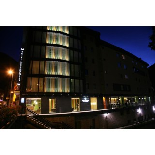 Hotel Metropolis - Alojamiento en ESCALDES-ENGORDANY