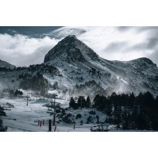 3 days Ski Pass + 9 hrs Collective Lessons + 3 Menu tickets - Predefined package in ANDORRA LA VELLA