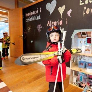 Jardí de neu 3 dies - Esquí - Mig dia - De 3 a 5 anys - Classes en ANDORRA LA VELLA